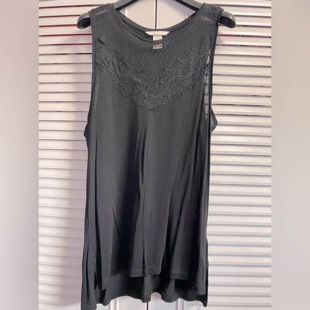H&M Women’s Lace Detail Scoop Neck Sleeveless Top